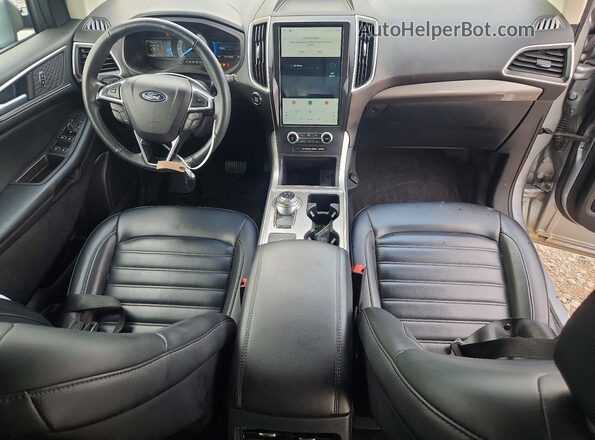 2FMPK4J92RBA55084 2024 FORD EDGE Silver წინა პანელის ხედი