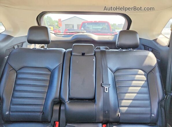 2FMPK4J93HBC21093 2017 FORD EDGE Maroon Vista de los asientos traseros