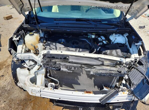 2FMPK4J93HBC48293 2017 FORD EDGE White Engine compartment view