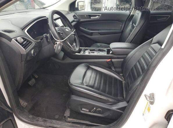 2FMPK4J93KBC71063 2019 FORD EDGE White Вид салону спереду