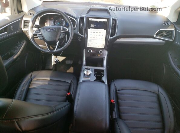 2FMPK4J93MBA35581 2021 FORD EDGE Burgundy Вид панелі приладів