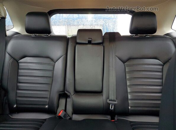 2FMPK4J93RBA12664 2024 FORD EDGE Серебряный Вид задних сидений