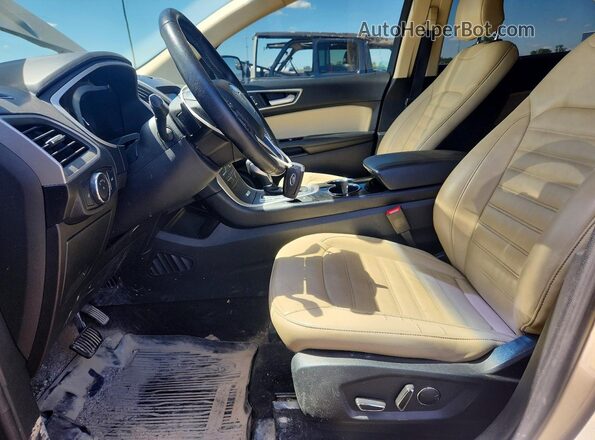 2FMPK4J94JBC43657 2018 FORD EDGE Tan წინა სალონის ხედი