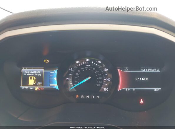 2FMPK4J94JBC59163 2018 FORD EDGE Silver Widok tylnych siedzeń