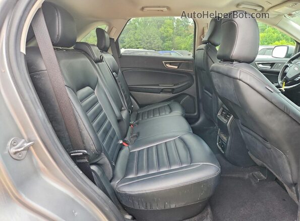 2FMPK4J94NBA53797 2022 FORD EDGE Silver Rear interior view