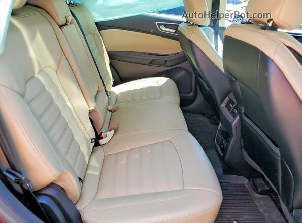 2FMPK4J95JBC46759 2018 FORD EDGE Burgundy Rear interior view