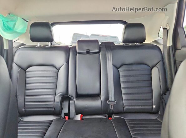 2FMPK4J95KBC75342 2019 FORD EDGE Silver Հետևի նստատեղերի տեսք