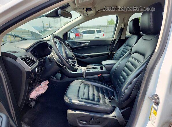 2FMPK4J95RBA46864 2024 FORD EDGE White Front interior view