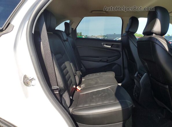 2FMPK4J96MBA39284 2021 FORD EDGE White Вид задньої частини салону