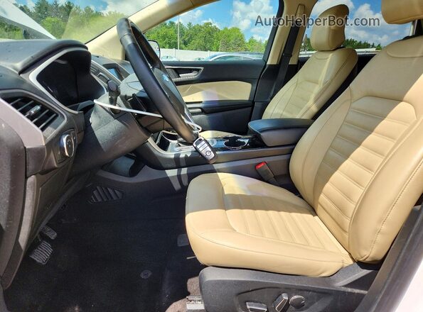2FMPK4J97JBB99105 2018 FORD EDGE White Vista interior delantera