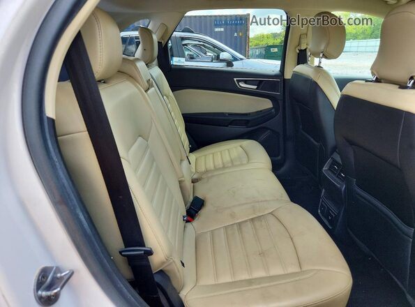 2FMPK4J97JBB99105 2018 FORD EDGE White Vista interior trasera