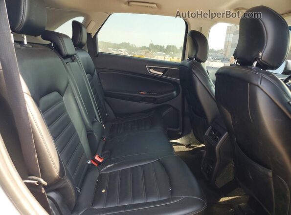 2FMPK4J97KBC74774 2019 FORD EDGE Серебряный Вид задних сидений