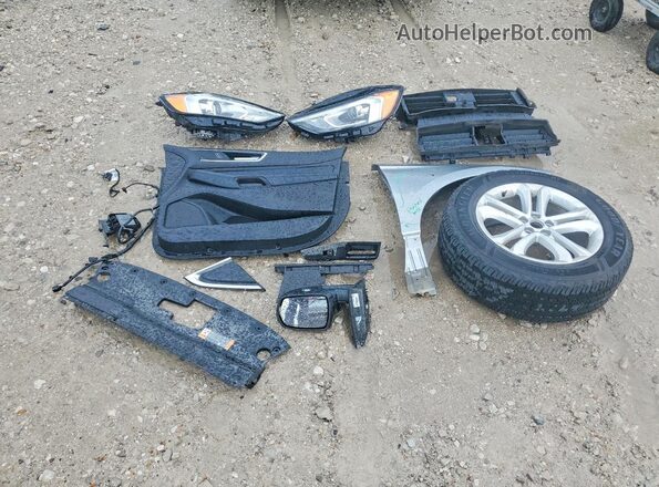 2FMPK4J97LBB36055 2020 FORD EDGE Gray Vista del compartimento del motor