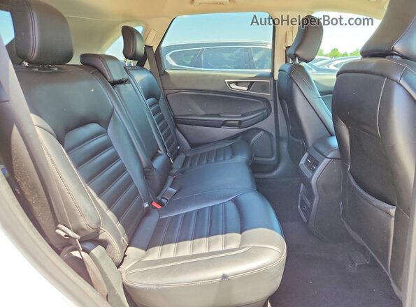 2FMPK4J97NBA33186 2022 FORD EDGE Белый Вид задней части салона