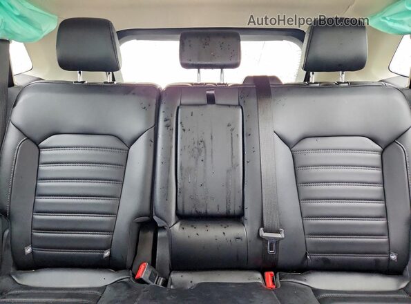 2FMPK4J97RBB15456 2024 FORD EDGE Gray Widok tylnych siedzeń