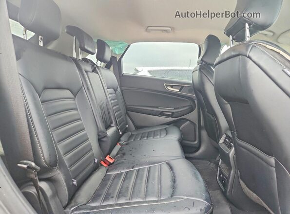 2FMPK4J97RBB15456 2024 FORD EDGE Gray Widok wnętrza z tyłu