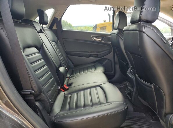 2FMPK4J99LBA59141 2020 FORD EDGE Gray Vista interior trasera