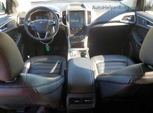 2FMPK4J99RBA67748 2024 FORD EDGE Silver Widok deski rozdzielczej
