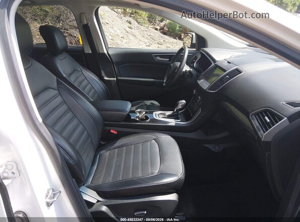 2FMPK4J9XHBB50426 2017 FORD EDGE White Вид салону спереду