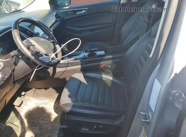 2FMPK4J9XJBC02949 2018 FORD EDGE Silver Widok wnętrza z przodu