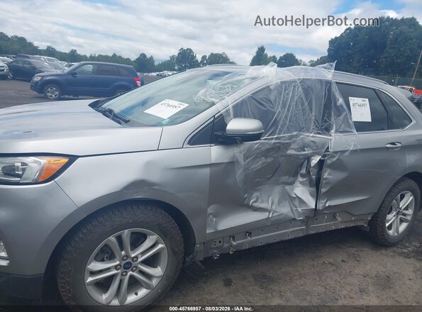 2FMPK4J9XLBB57367 2020 FORD EDGE Silver Widok z przodu