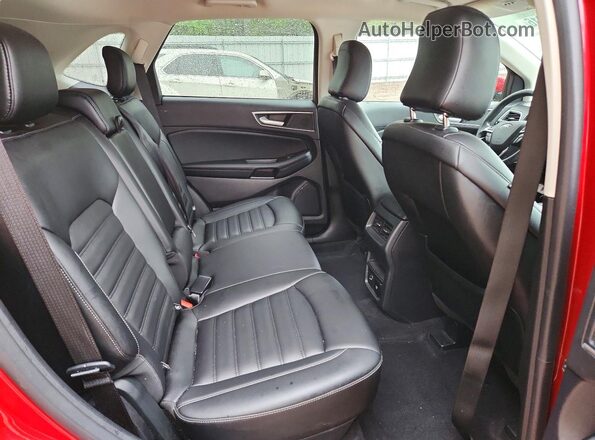 2FMPK4J9XNBA25633 2022 FORD EDGE Red Rear seats view