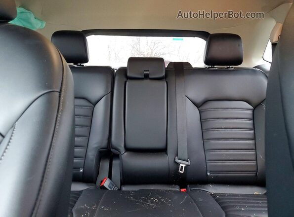 2FMPK4J9XRBB27794 2024 FORD EDGE Blue Vista de los asientos traseros