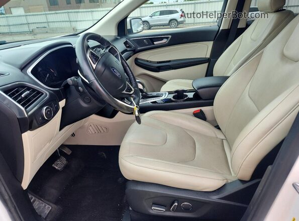 2FMPK4K80JBB49118 2018 FORD EDGE White Вид салону спереду