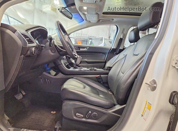 2FMPK4K86JBB72810 2018 FORD EDGE White Вид салону спереду