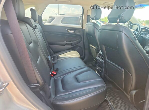 2FMPK4K91KBB87340 2019 FORD EDGE Silver Հետևի նստատեղերի տեսք