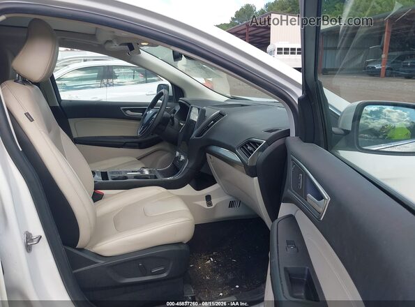 2FMPK4K91NBA09402 2022 FORD EDGE White Widok wnętrza z przodu