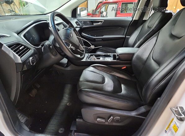 2FMPK4K92KBB87301 2019 FORD EDGE White Vista interior delantera