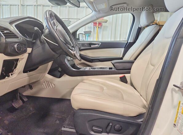 2FMPK4K92MBA27339 2021 FORD EDGE Белый Вид салона спереди