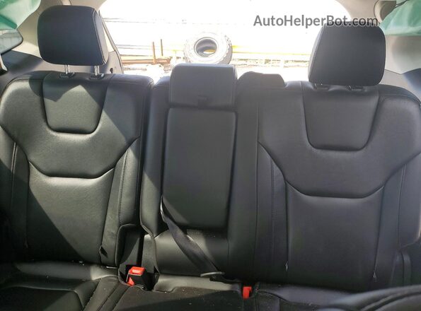 2FMPK4K93LBA11472 2020 FORD EDGE Maroon Widok tylnych siedzeń