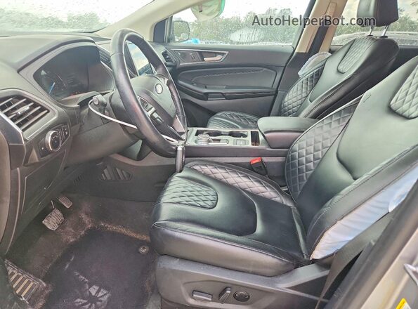 2FMPK4K93PBA45336 2023 FORD EDGE Silver Widok wnętrza z przodu