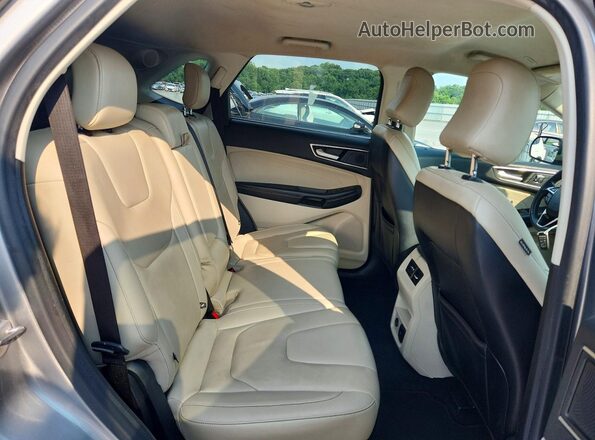 2FMPK4K94NBA55595 2022 FORD EDGE Silver Vista interior trasera
