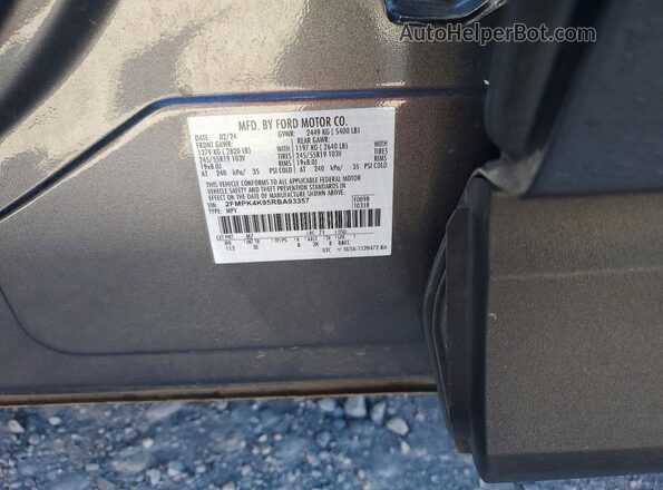 2FMPK4K95RBA93357 2024 FORD EDGE Silver Widok naklejki z numerem VIN