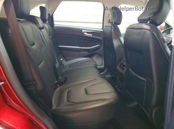 2FMPK4K96JBB67275 2018 FORD EDGE Red Widok wnętrza z tyłu