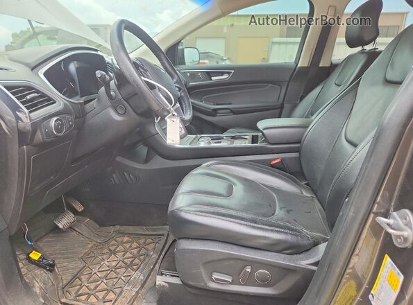 2FMPK4K97KBB56058 2019 FORD EDGE Gray Widok wnętrza z przodu