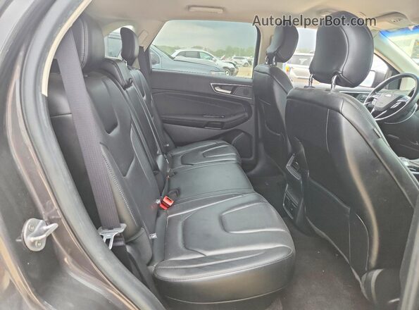2FMPK4K97KBB56058 2019 FORD EDGE Gray Widok tylnych siedzeń