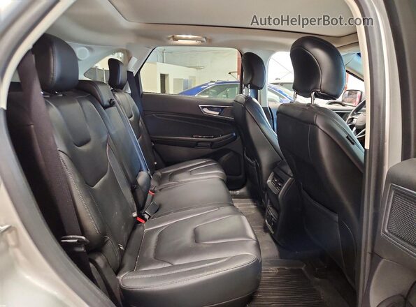 2FMPK4K97KBB84605 2019 FORD EDGE Silver Vista interior trasera