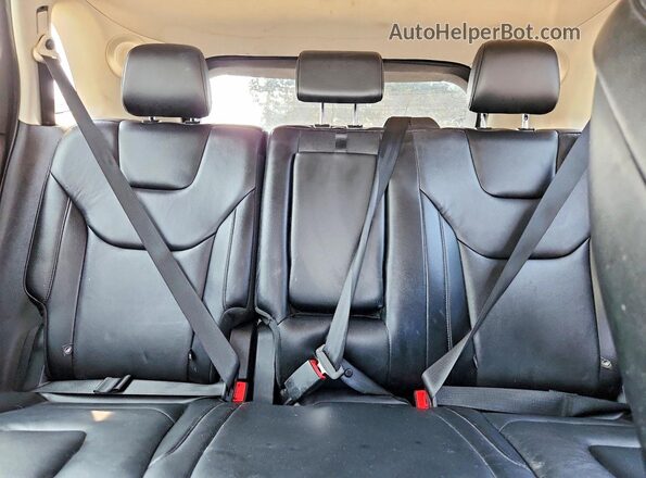 2FMPK4K97NBA39536 2022 FORD EDGE Silver Rear interior view