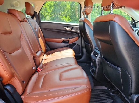 2FMPK4K9XKBB72979 2019 FORD EDGE Black Widok wnętrza z tyłu
