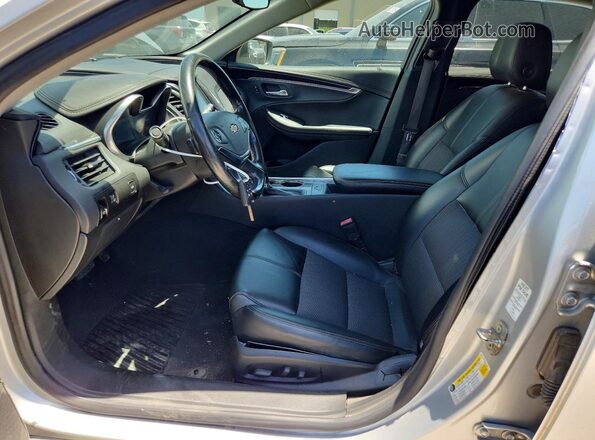 2G1105S33H9127361 2017 CHEVROLET IMPALA Gray Widok wnętrza z przodu