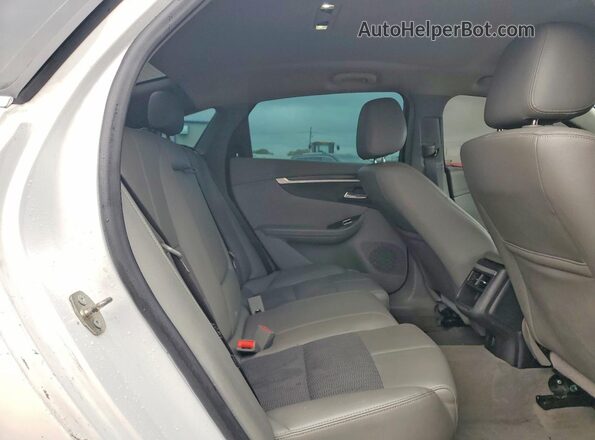 2G1105S34H9175371 2017 CHEVROLET IMPALA Белый Вид задних сидений