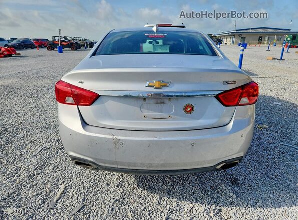 2G1105S35K9124243 2019 CHEVROLET IMPALA Silver Widok z tyłu