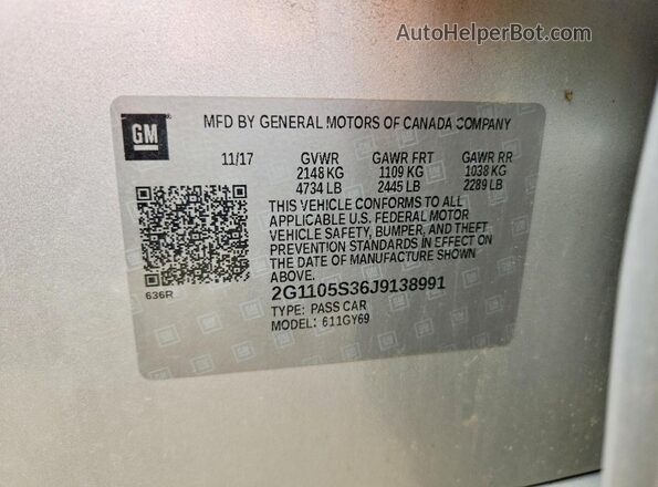2G1105S36J9138991 2018 CHEVROLET IMPALA Silver Vista del compartimento del motor