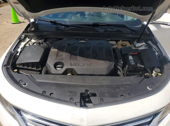 2G1105S36J9154009 2018 CHEVROLET IMPALA White Widok wnętrza z tyłu