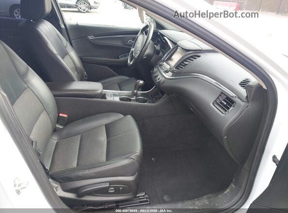 2G1105S38J9110576 2018 CHEVROLET IMPALA White Вид салону спереду