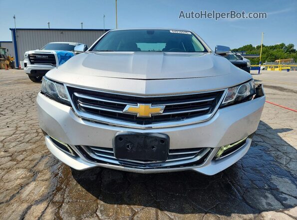 2G1105S39L9105308 2020 CHEVROLET IMPALA Silver Widok z przodu